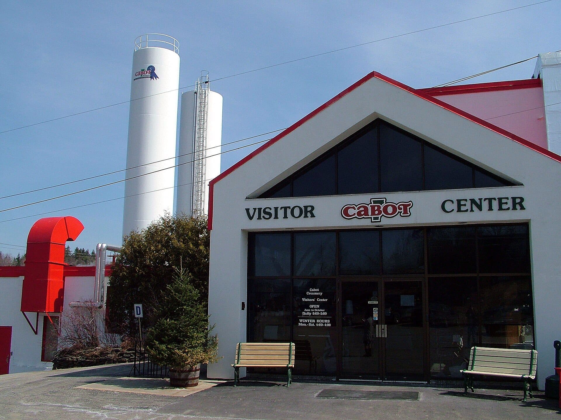 The Cabot Creamery visitor center in Vermont, a farmer-owned dairy cooperative, with its red gabled roof and signage